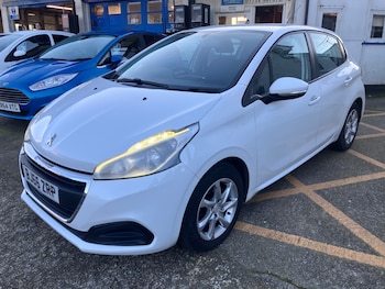 2016 (66) - 1.2 PureTech 26k on NEW Peugeot engine £3995 5-Door