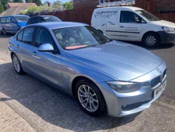 2014 (14) - 320d EfficientDynamics Business Saloon Automatic £35 road tax £3495 4-Door