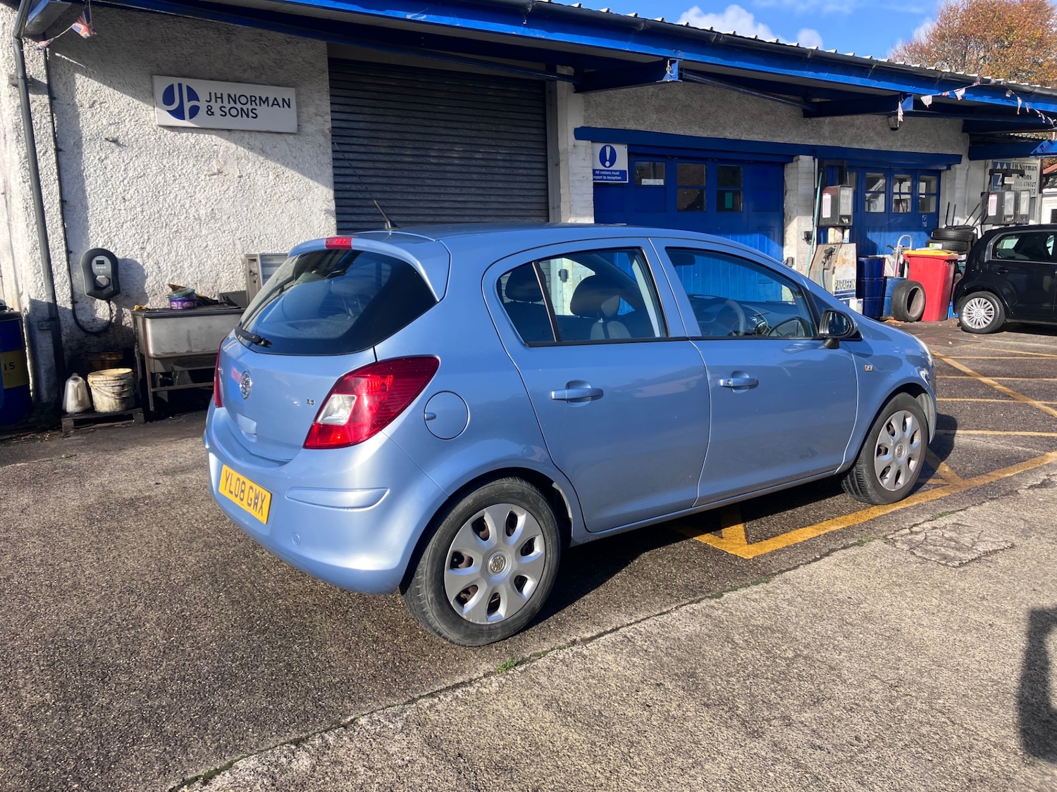 Used Vauxhall Corsa 2008 for sale - 76374477: Photo 3