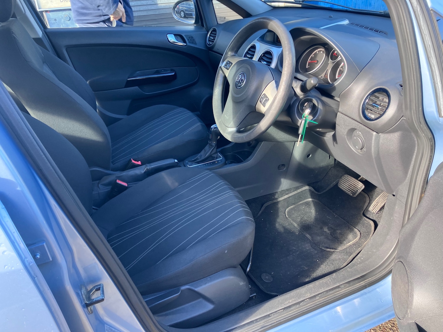 Used Vauxhall Corsa 2008 for sale - 76374477: Photo 5