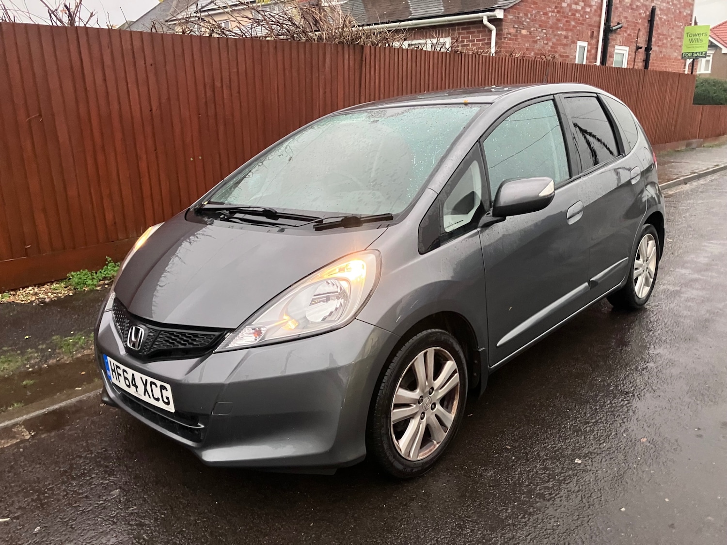 Used Honda Jazz 2014 for sale - 76837373: Photo 2