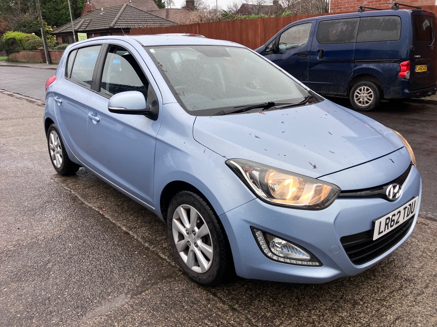 Used Hyundai i20 2012 for sale - 76974681: Photo 2