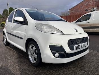 2014 (63) - 1.0 Allure 5dr 37000 miles MOT February 2027 £3995