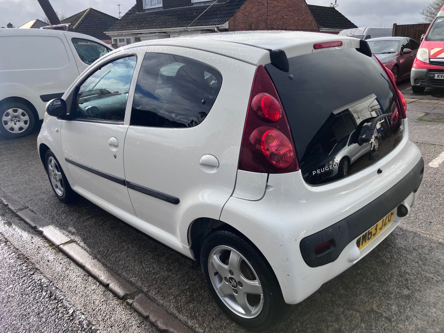 Used Peugeot 107 2014 for sale - 77465472: Photo 4