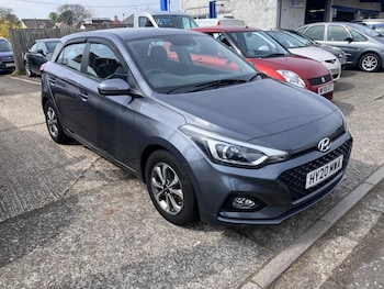 Used Hyundai i20 2020 for sale - 75797599: Photo