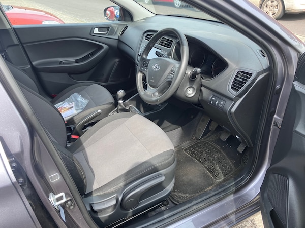 Used Hyundai i20 2020 for sale - 75797599: Photo 5