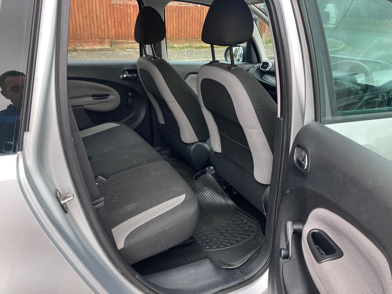 Used Citroen C3 Picasso 2009 for sale - 77921508: Photo 6