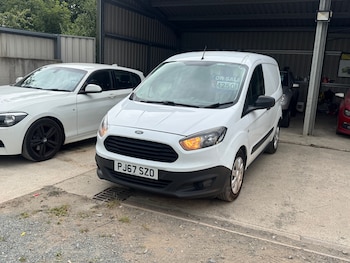 Used Ford Transit Courier 2017 for sale - 79614982: Photo