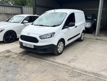 Used Ford Transit Courier 2017 for sale - 79614982: Photo