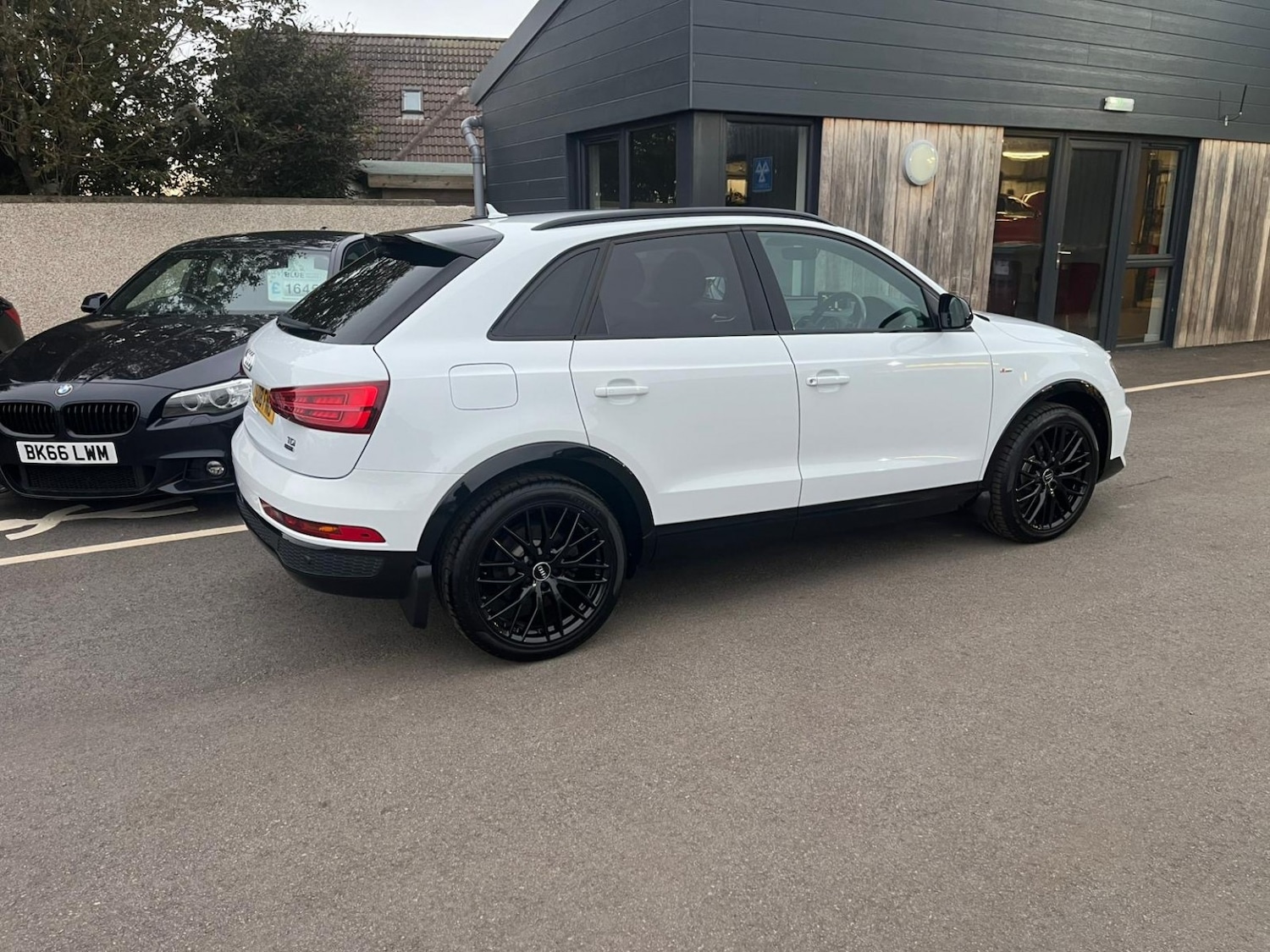 Used Audi Q3 2018 for sale - 76769454: Photo 3