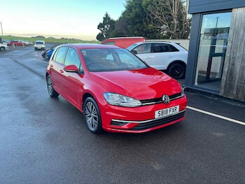 Used Volkswagen Golf 2018 for sale - 77264507: Photo