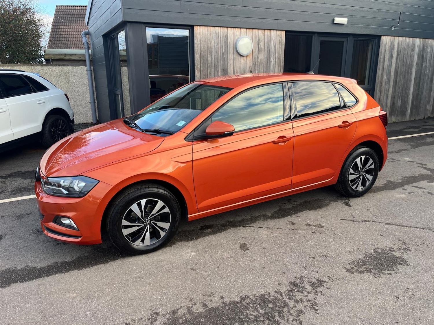 Used Volkswagen Polo 2021 for sale - 77053727: Photo 3