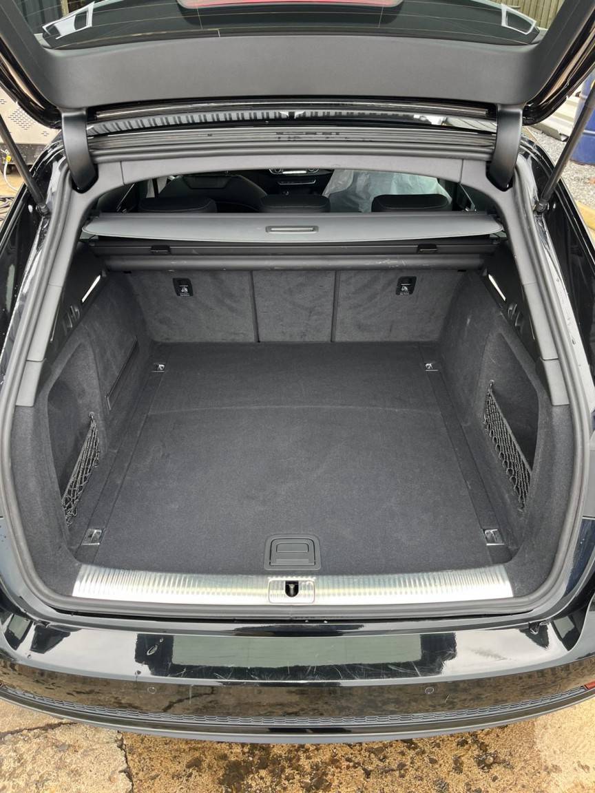 Used Audi A4 Avant 2016 for sale - 76293195: Photo 22