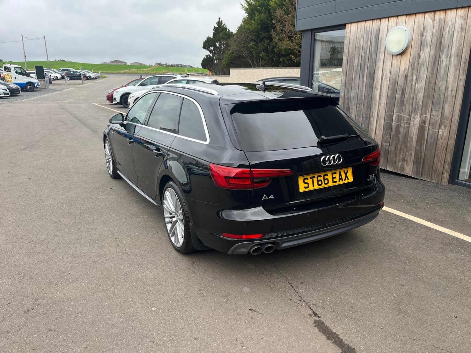 Used Audi A4 Avant 2016 for sale - 76293195: Photo 6