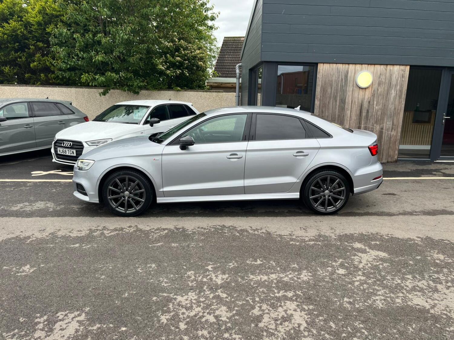 Used Audi A3 2018 for sale - 77668690: Photo 14