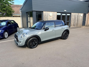 Used MINI Hatch 2018 for sale - 78852521: Photo