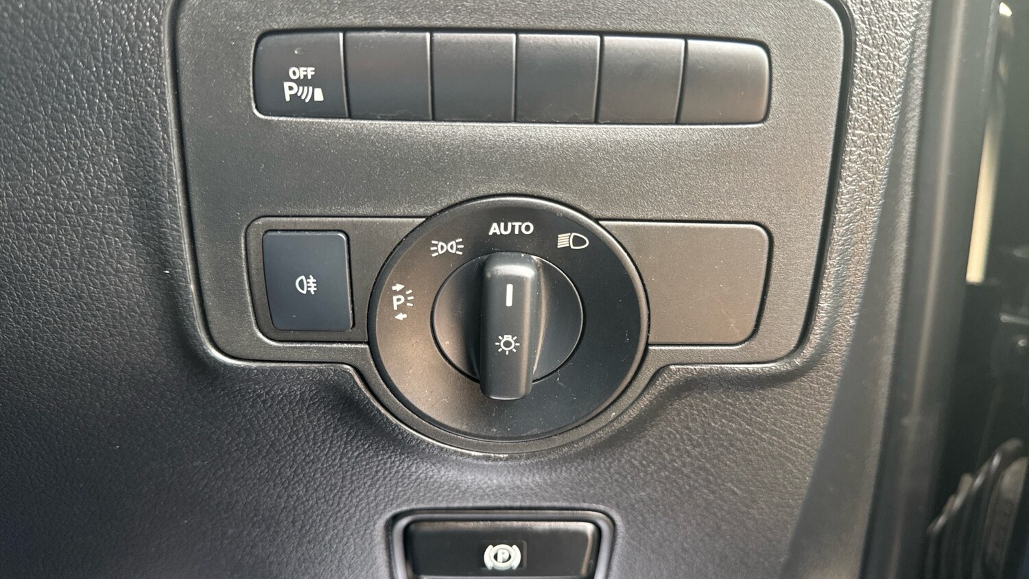 Used Mercedes-Benz Vito 2021 for sale - 77137792: Photo 31