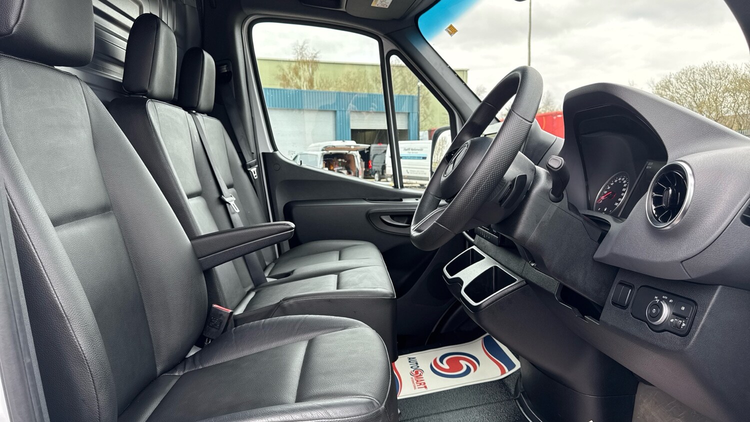 Used Mercedes-Benz Sprinter 2025 for sale - 78105046: Photo 10