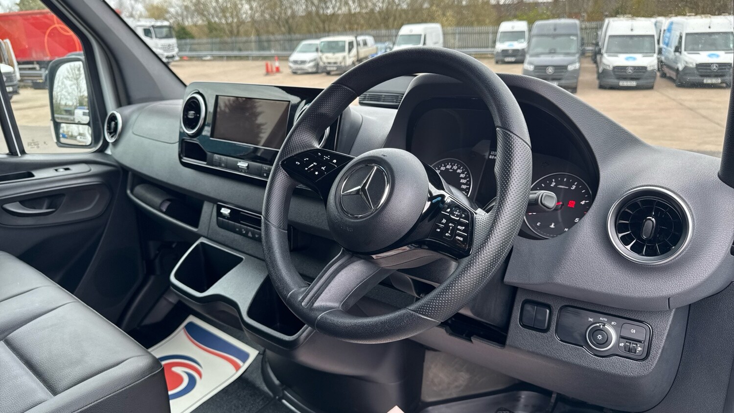 Used Mercedes-Benz Sprinter 2025 for sale - 78105046: Photo 11