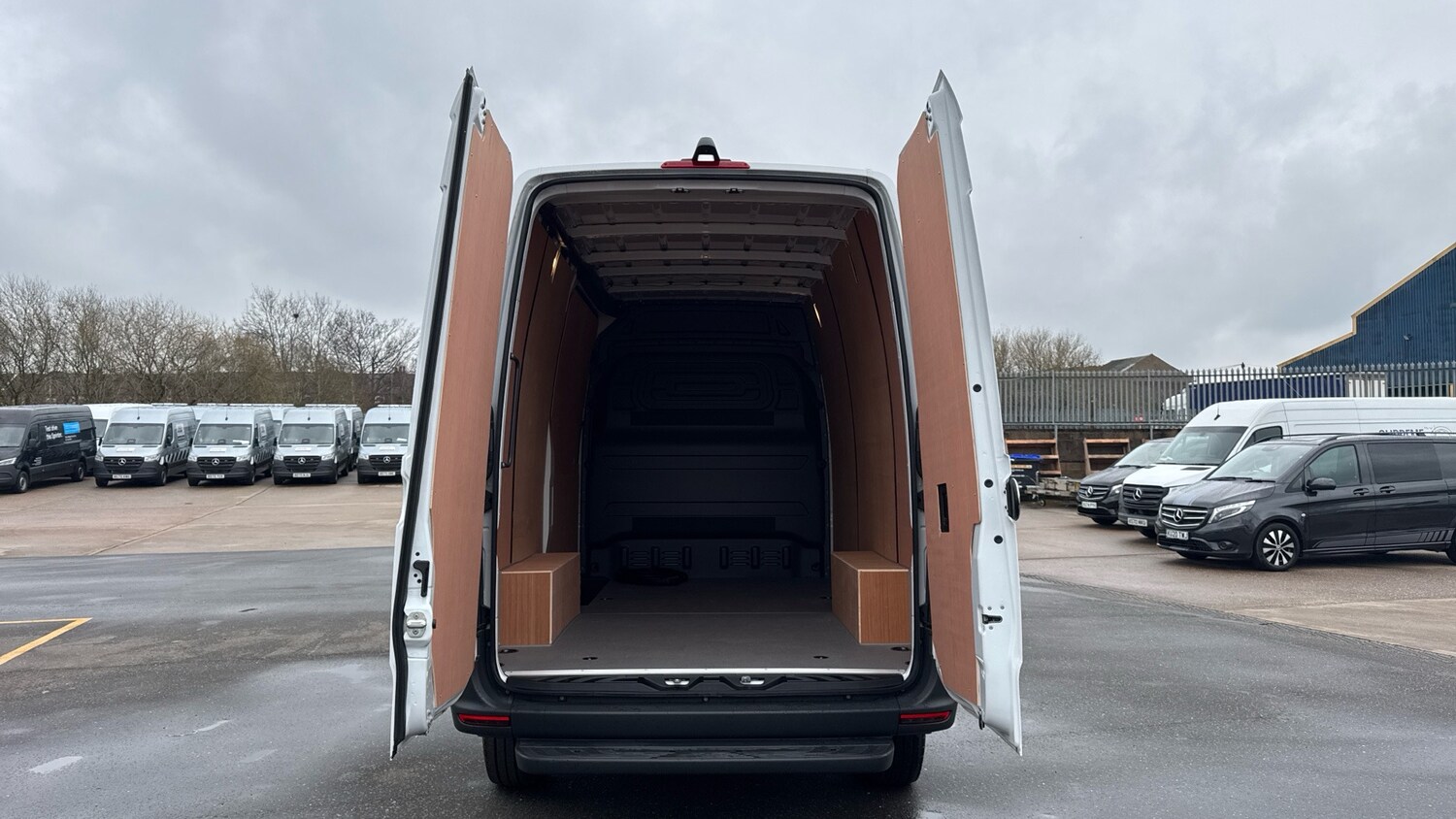 Used Mercedes-Benz Sprinter 2025 for sale - 77417951: Photo 17