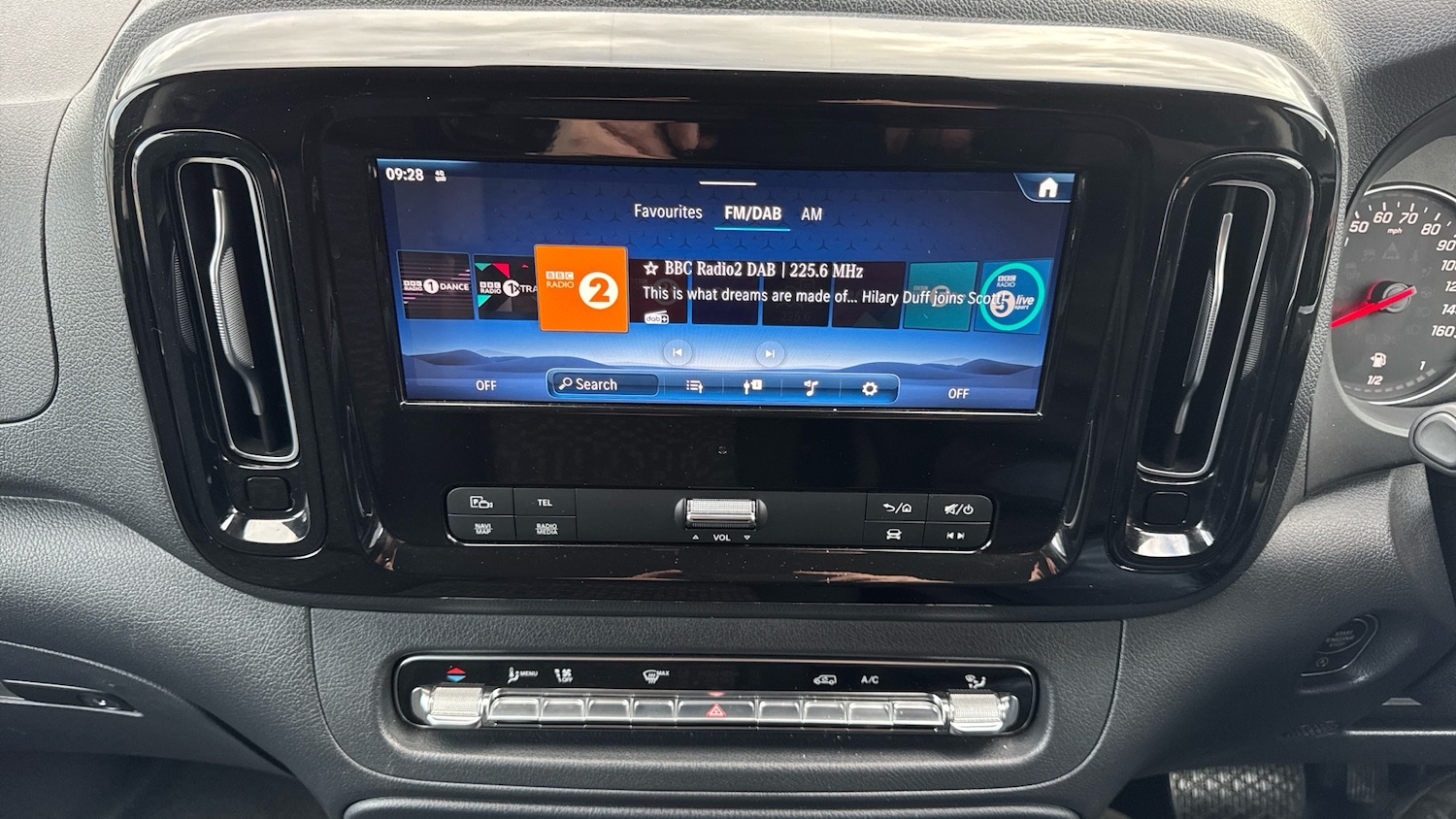 Used Mercedes-Benz Vito 2024 for sale - 77651096: Photo 12