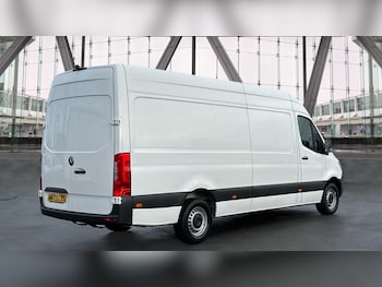 Used Mercedes-Benz Sprinter 2023 for sale - 77032607: Photo