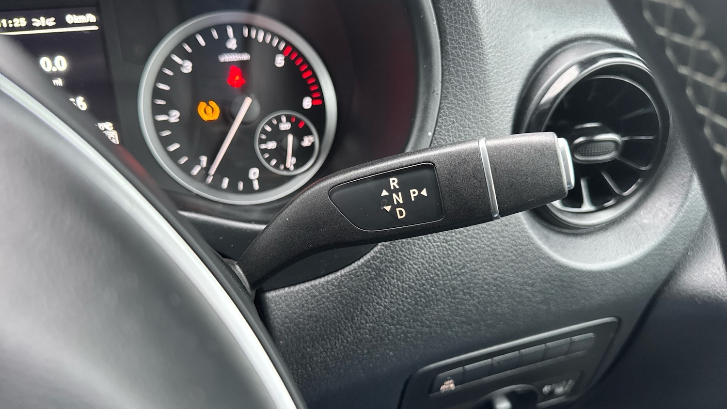 Used Mercedes-Benz Vito 2022 for sale - 77288823: Photo 23