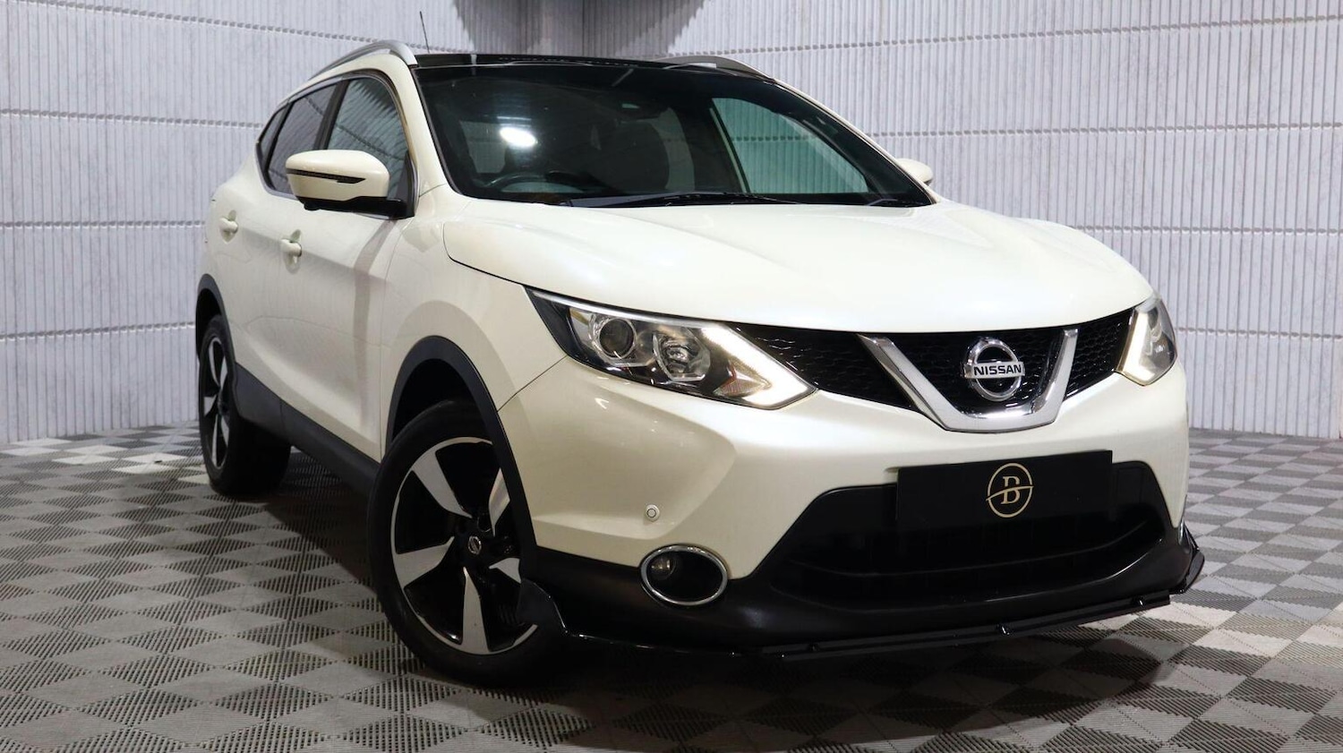 Used Nissan Qashqai 2017 for sale - 77881026: Photo 1