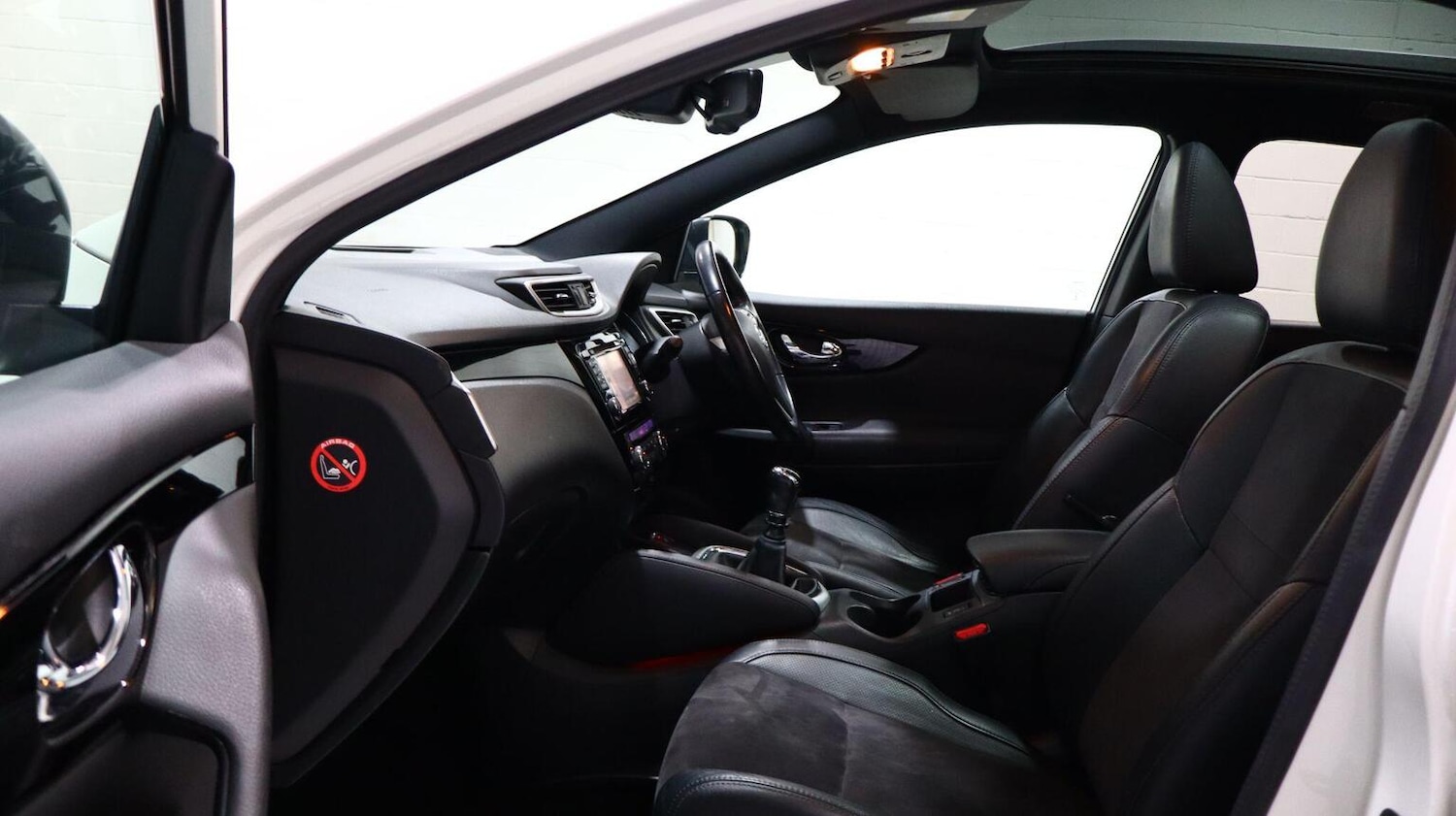 Used Nissan Qashqai 2017 for sale - 77881026: Photo 60