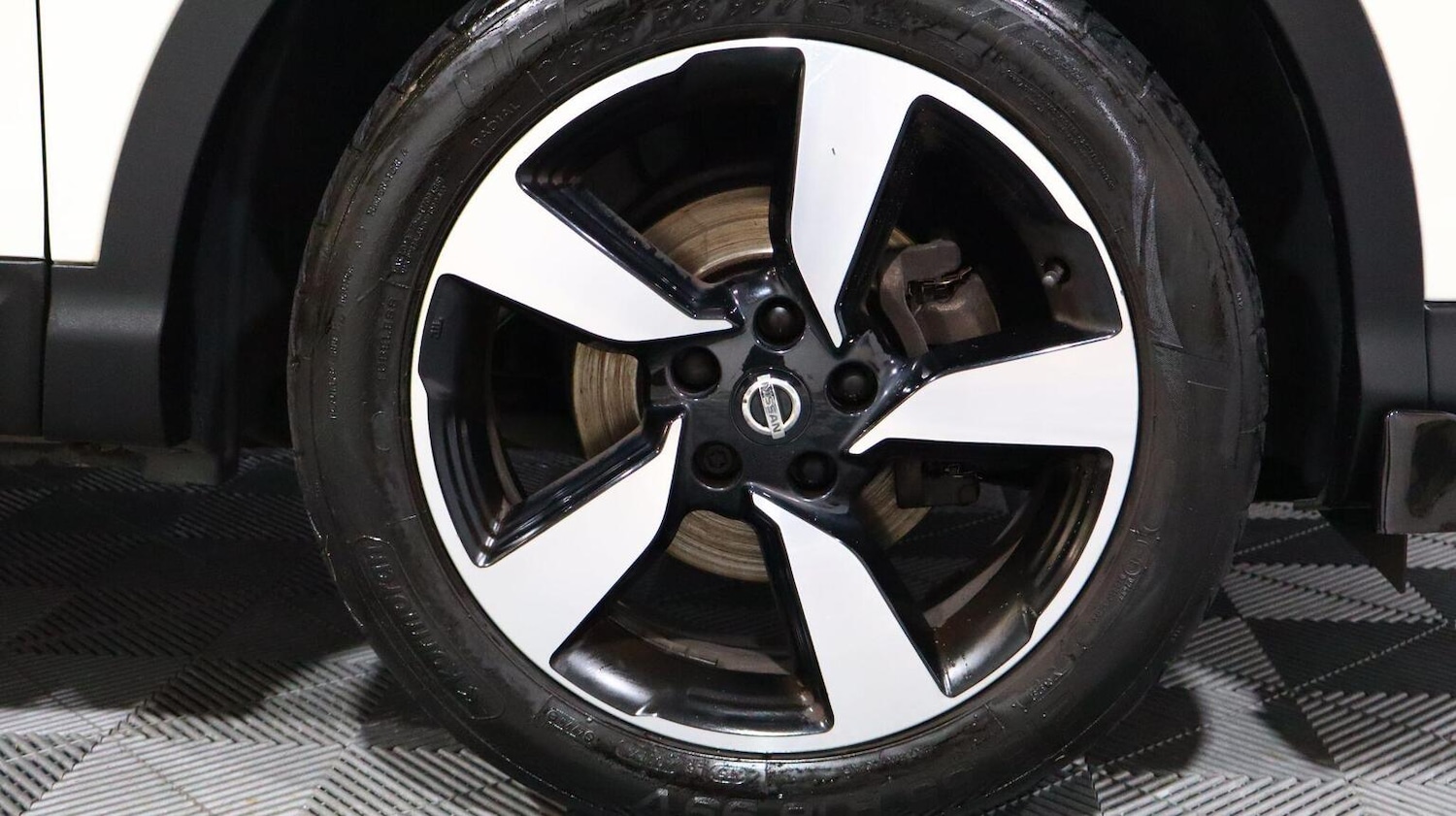 Used Nissan Qashqai 2017 for sale - 77881026: Photo 64