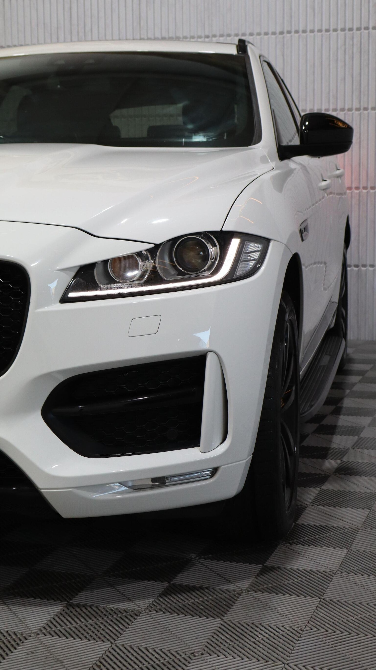 Used Jaguar F-Pace 2018 for sale - 77228250: Photo 44