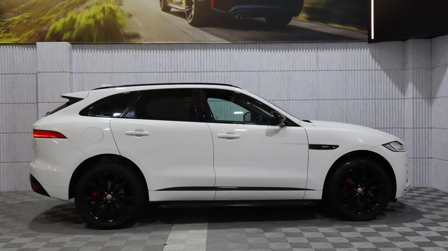 Used Jaguar F-Pace 2018 for sale - 77228250: Photo 46