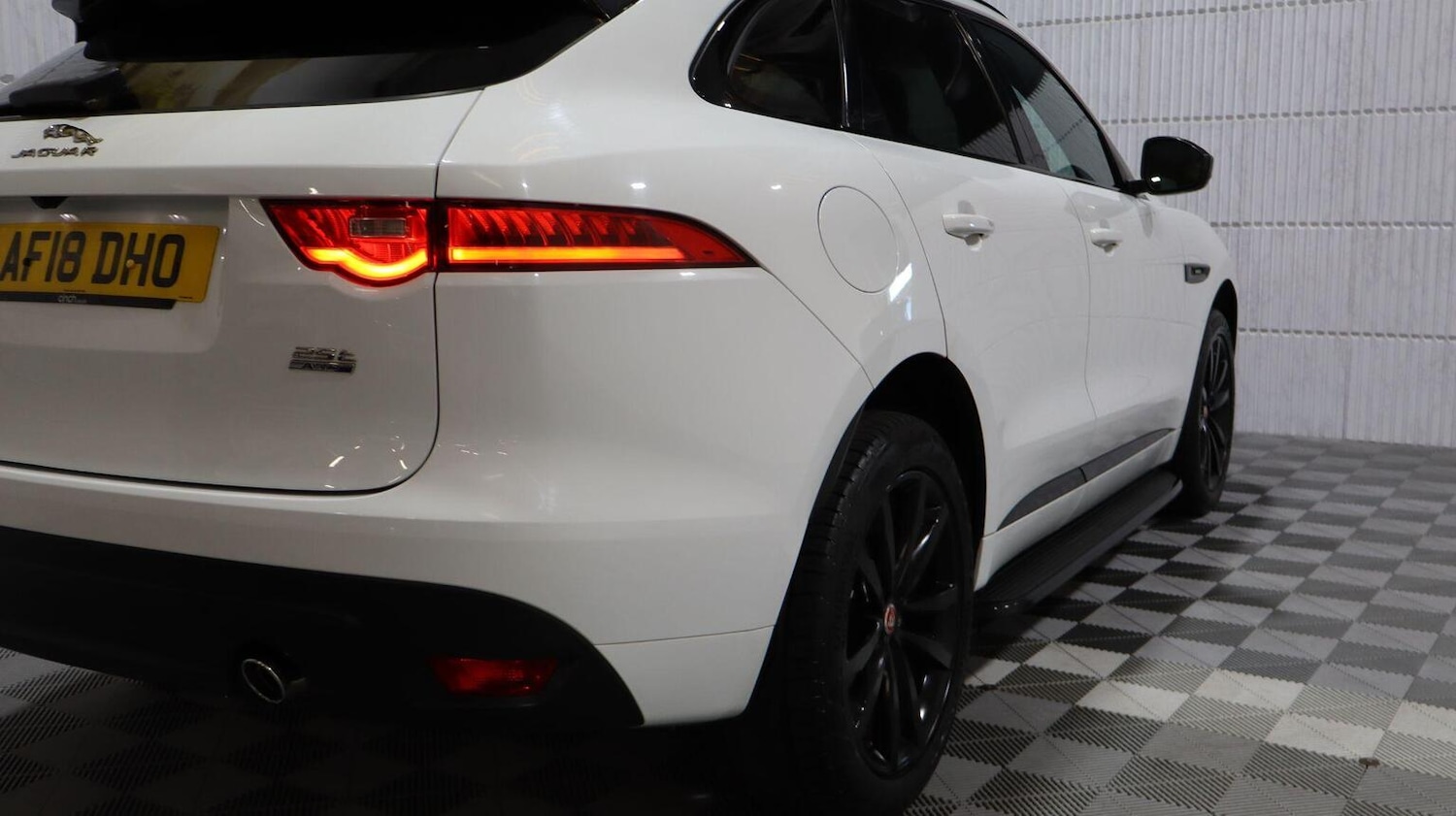 Used Jaguar F-Pace 2018 for sale - 77228250: Photo 56