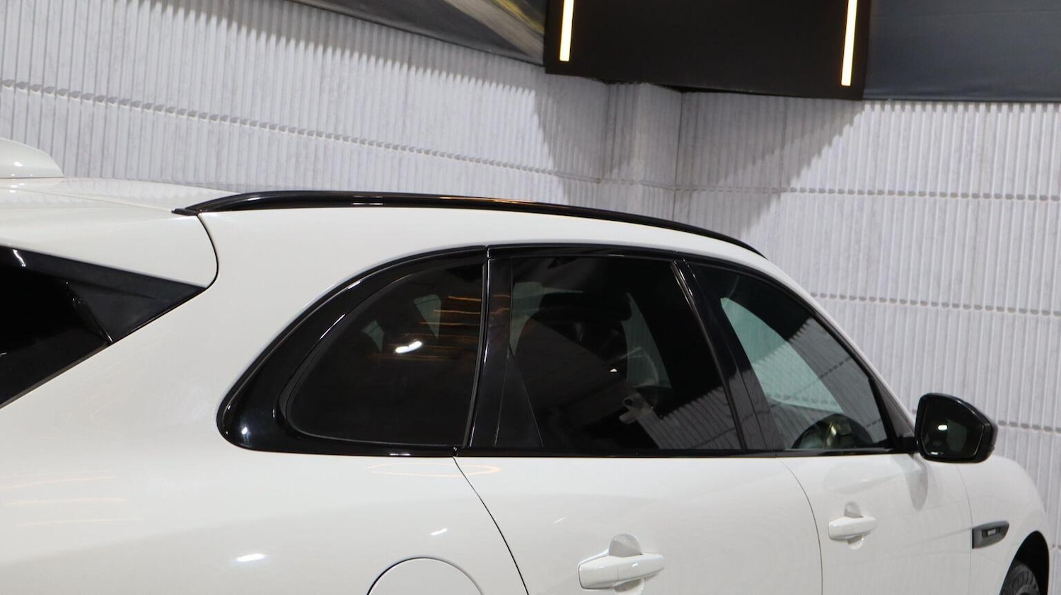 Used Jaguar F-Pace 2018 for sale - 77228250: Photo 76