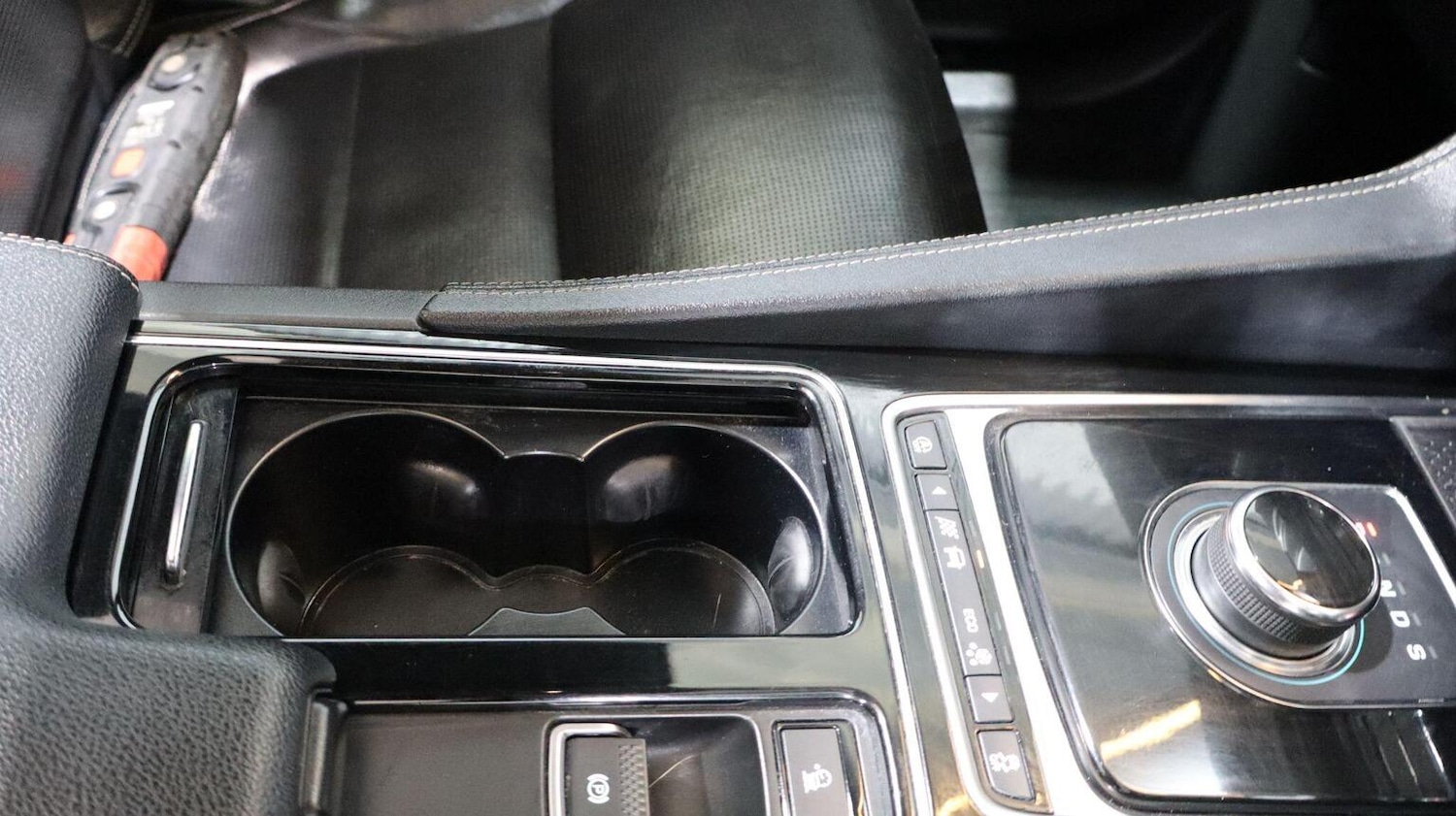 Used Jaguar F-Pace 2018 for sale - 77228250: Photo 78