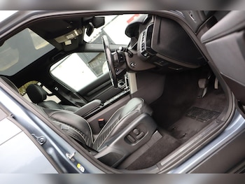 Used Land Rover Discovery 2019 for sale - 76211908: Photo
