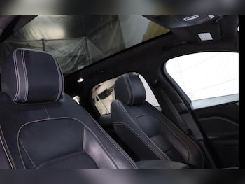 Used Jaguar F-Pace 2019 for sale - 77237024: Photo