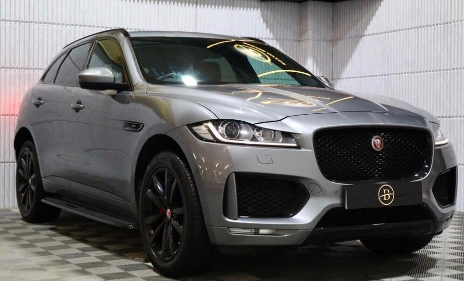 Used Jaguar F-Pace 2019 for sale - 77237024: Photo 5