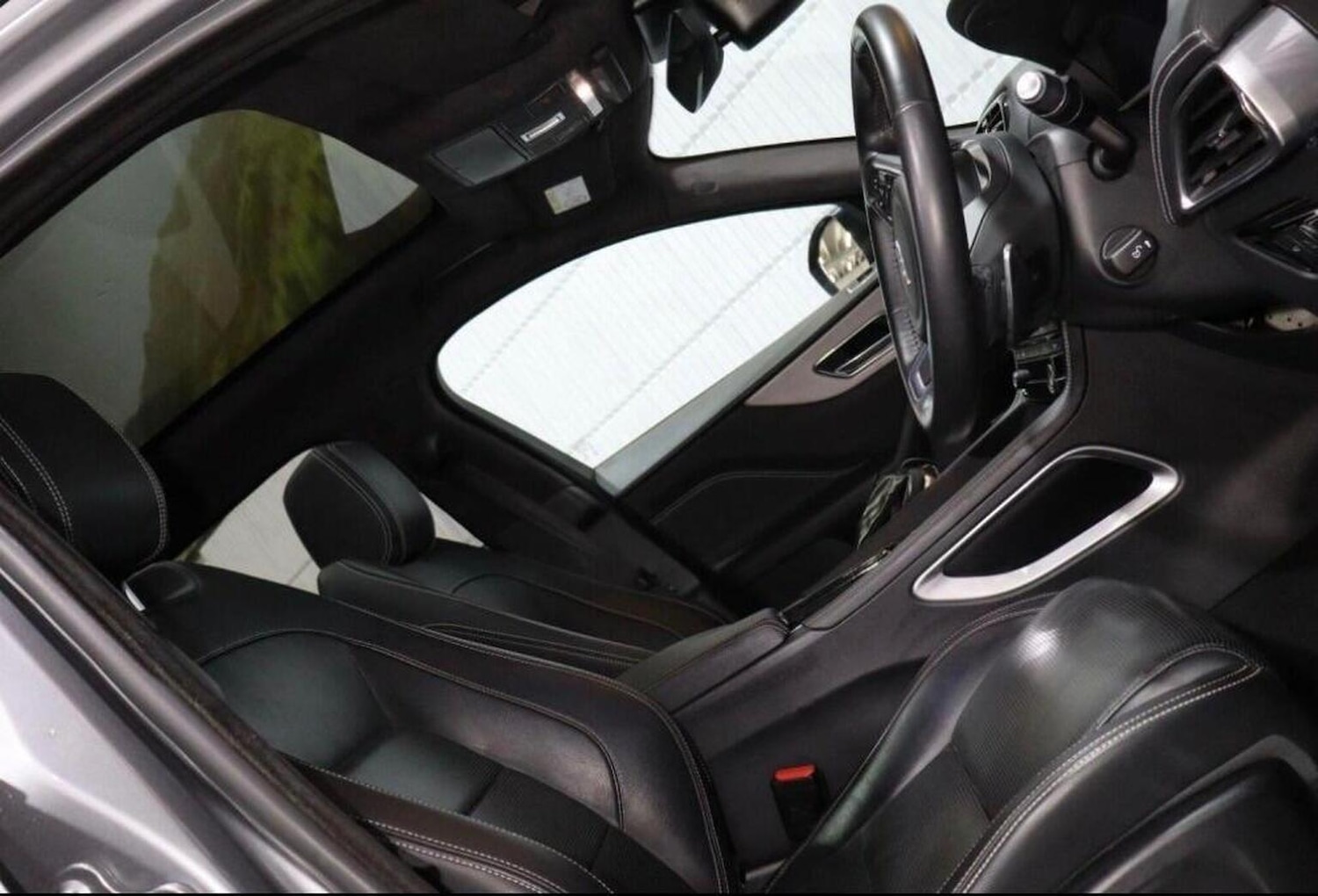 Used Jaguar F-Pace 2019 for sale - 77237024: Photo 9