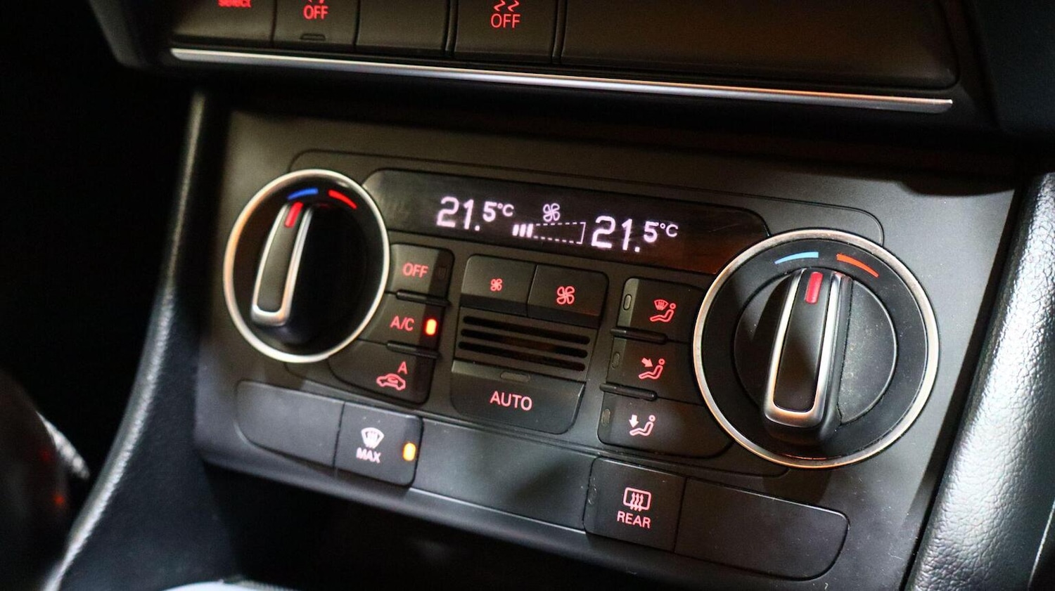 Used Audi Q3 2016 for sale - 78038955: Photo 79