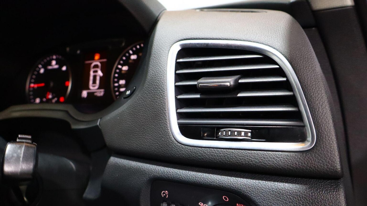 Used Audi Q3 2016 for sale - 78038955: Photo 84