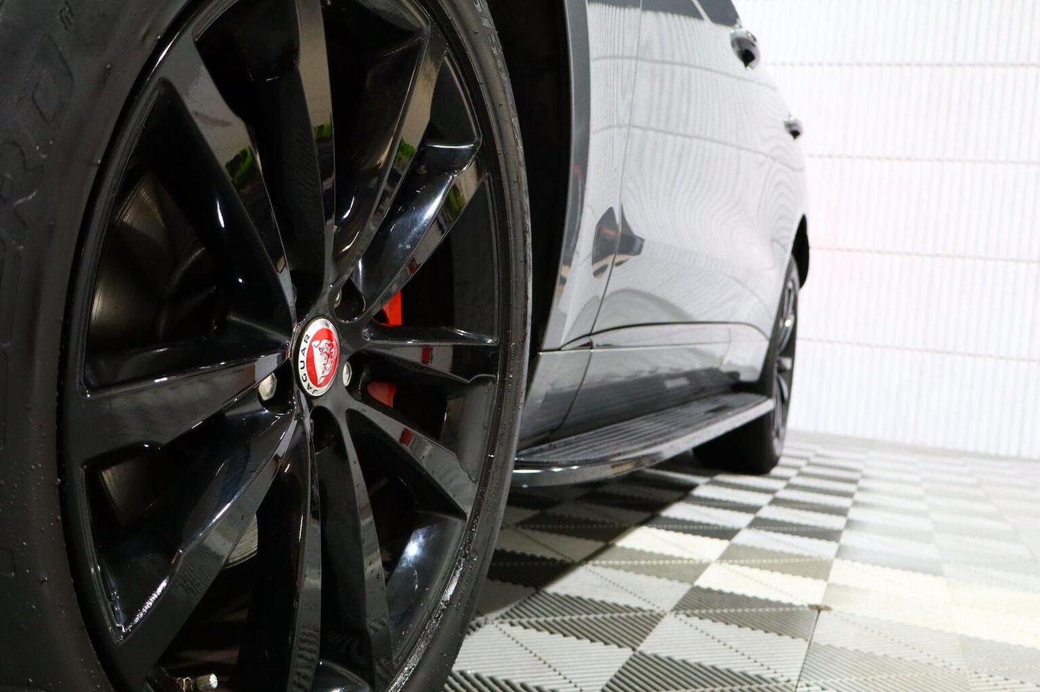 Used Jaguar F-Pace 2020 for sale - 77694215: Photo 34