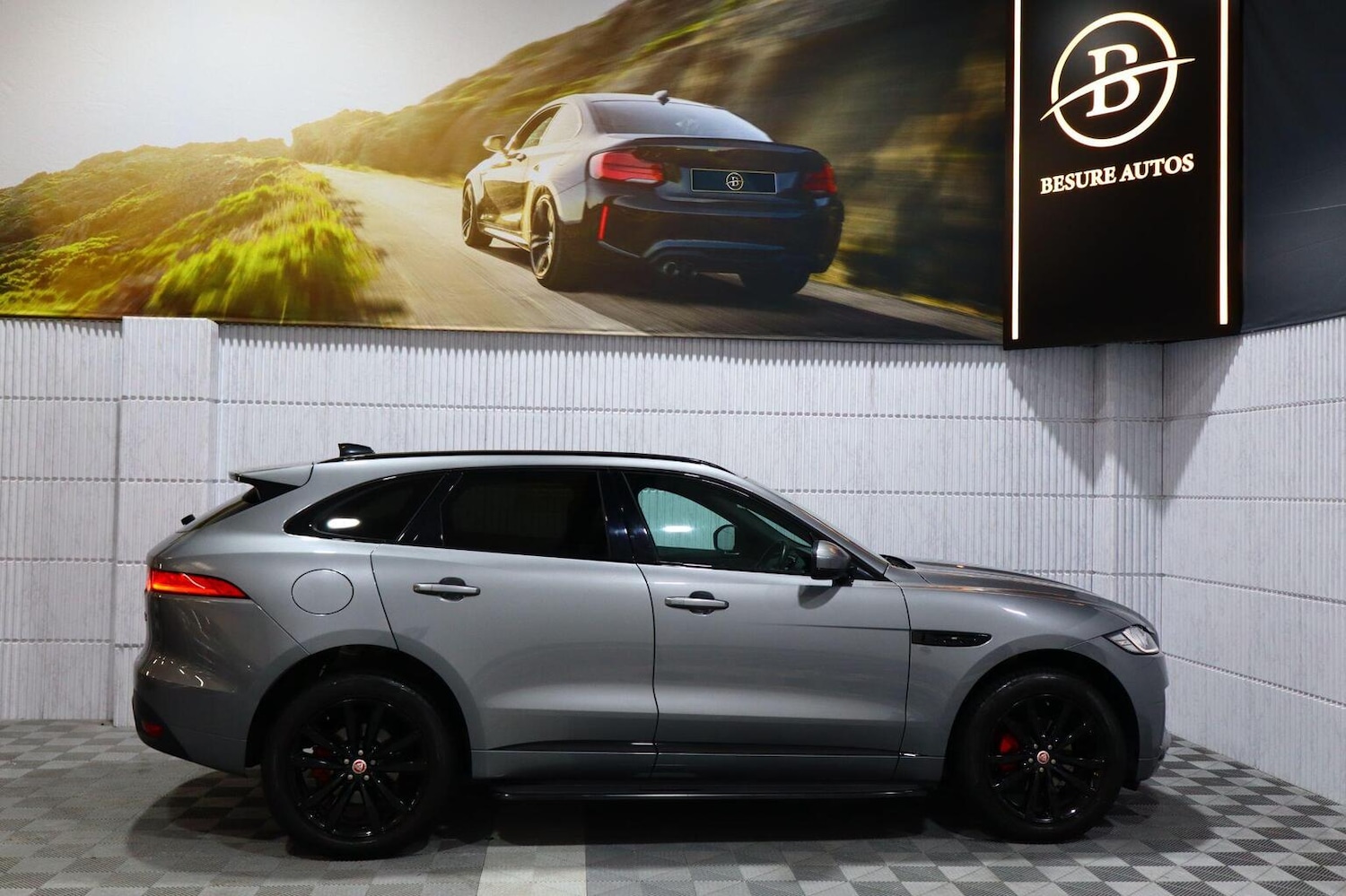 Used Jaguar F-Pace 2020 for sale - 77694215: Photo 4