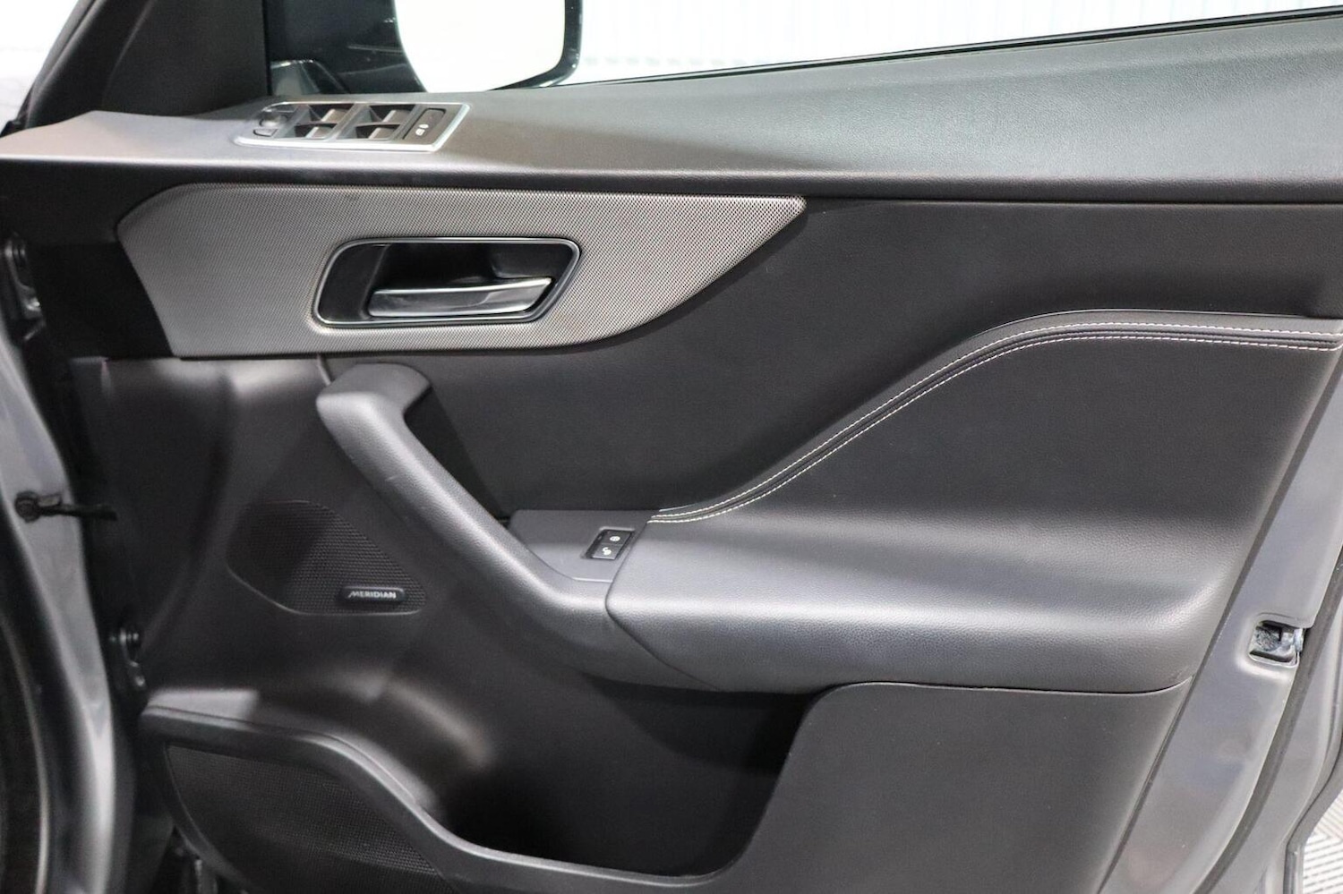 Used Jaguar F-Pace 2020 for sale - 77694215: Photo 66