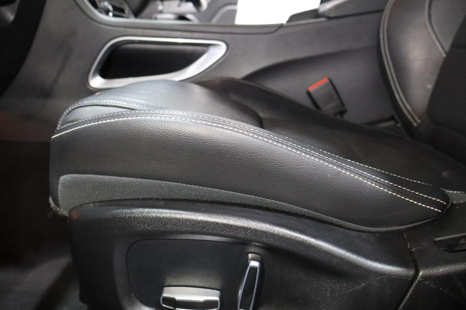 Used Jaguar F-Pace 2020 for sale - 77694215: Photo 78