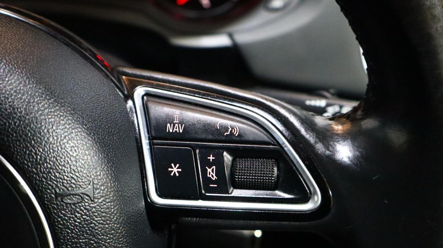 Used Audi Q3 2016 for sale - 78018351: Photo 10