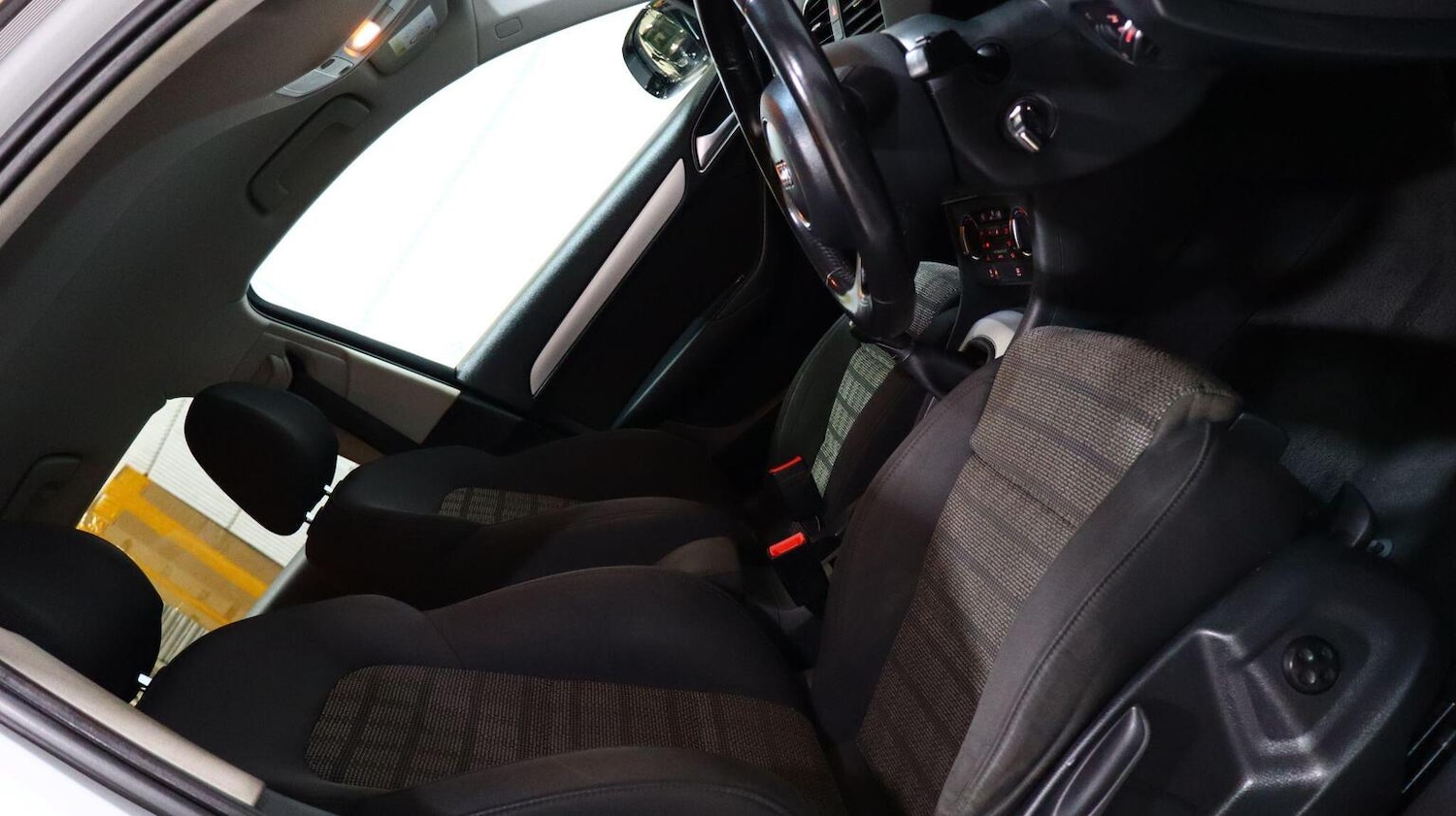 Used Audi Q3 2016 for sale - 78018351: Photo 14