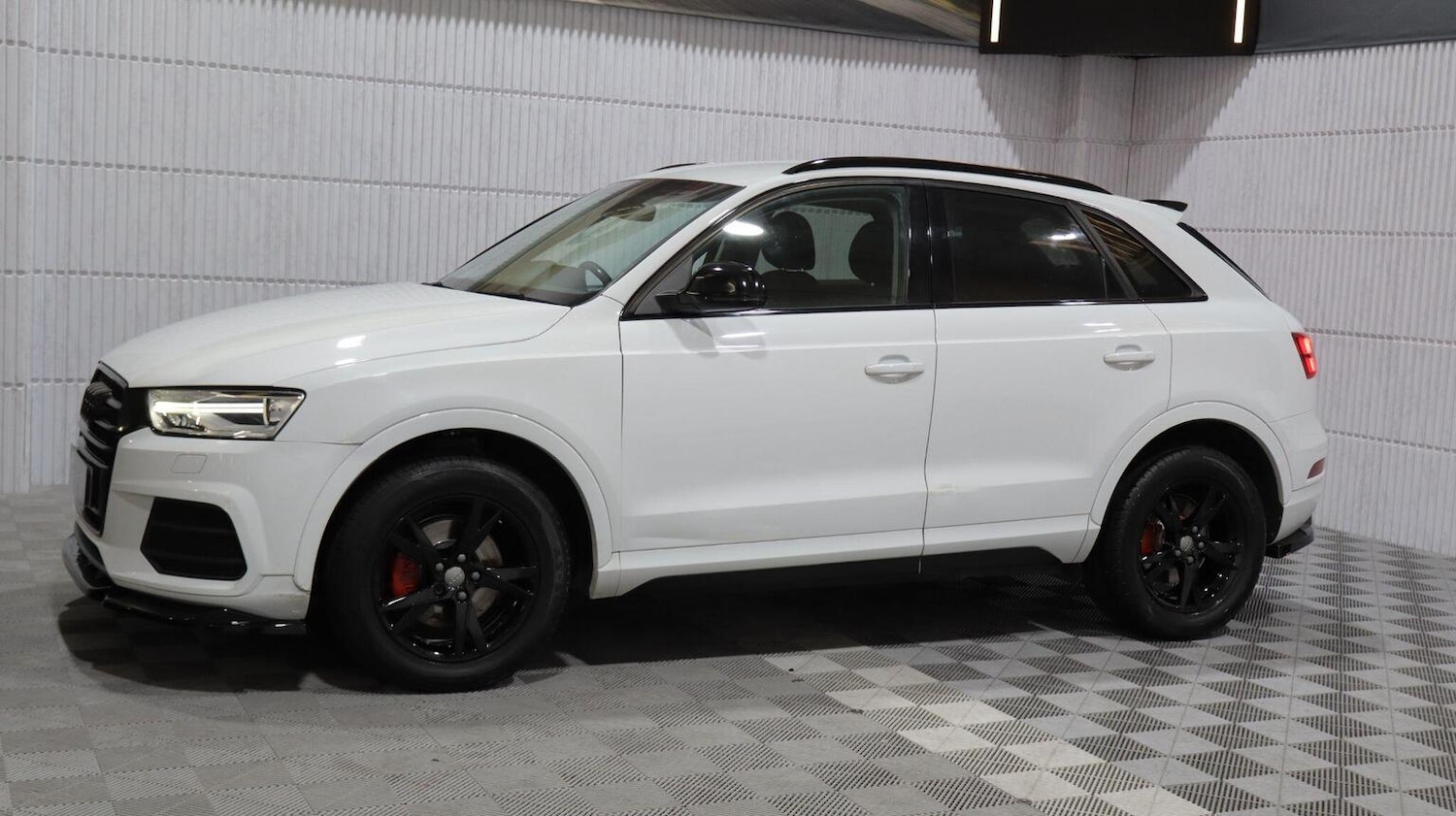 Used Audi Q3 2016 for sale - 78018351: Photo 53