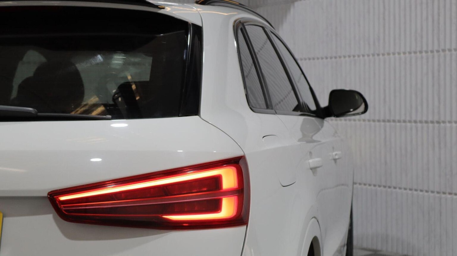 Used Audi Q3 2016 for sale - 78018351: Photo 64