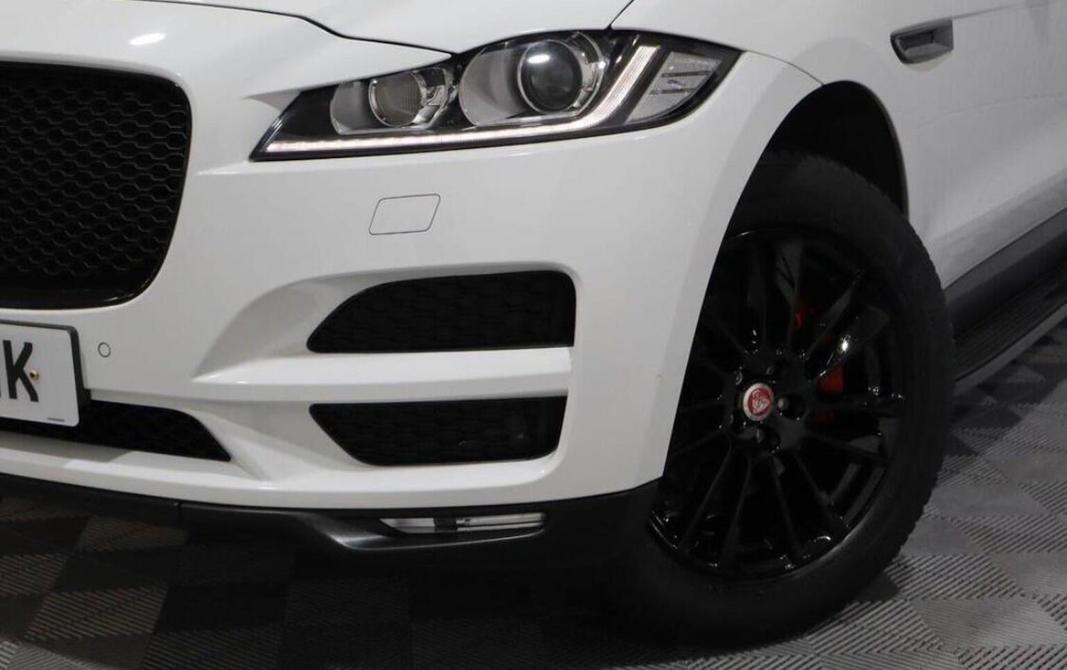 Used Jaguar F-Pace 2018 for sale - 77189231: Photo 8